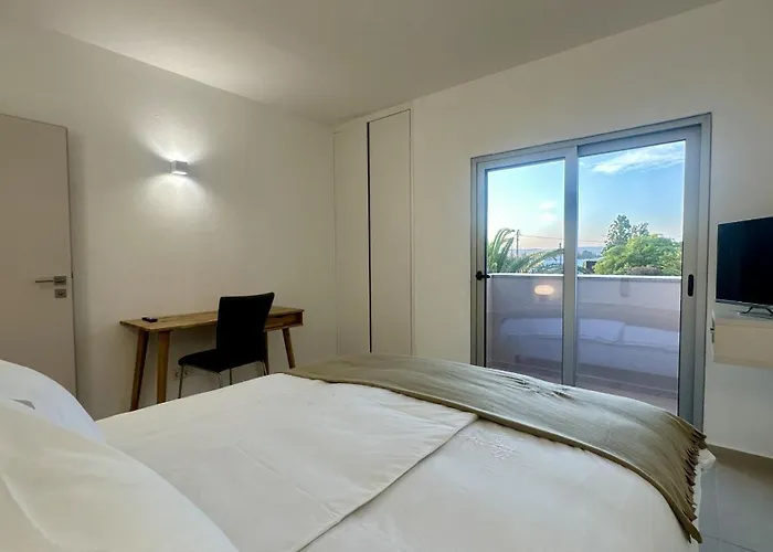 Villa Amendoa - Private Pool - 10 Guests -